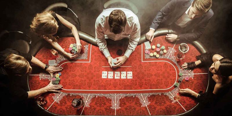 Bí kíp thắng lớn từ các chuyên gia khi chơi Poker